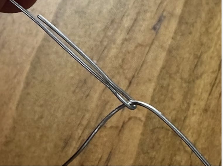 Twist Joint
